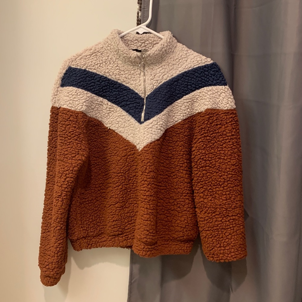 Fuzzy pullover